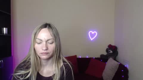 Adalina online show from 04-06-26, 04:46