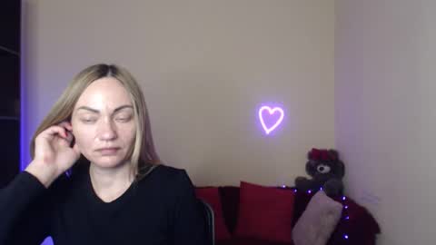 Adalina online show from 04-19-26, 06:21