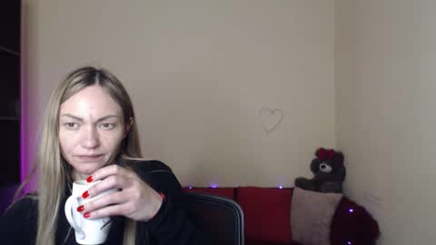 Adalina online show from 04-23-26, 08:44