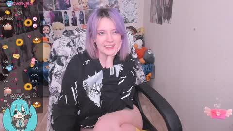 Snapshot of miku_bunny chatting on 12-06-24, 01:40 Miku online show from 12-06-24, 01:40