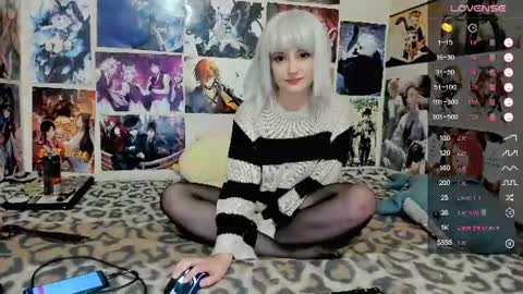 Snapshot of miku_bunny chatting on 07-17-26, 10:36 Miku online show from 07-17-26, 10:36