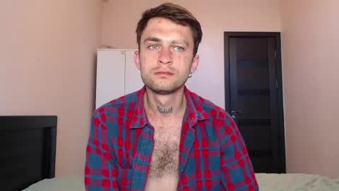 Snapshot of mikw63 chatting on 06-07-26, 04:05 Sin online show from 06-07-26, 04:05