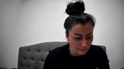 Mikyloveu online show from 03-15-26, 03:40