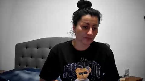 Mikyloveu online show from 03-24-26, 05:51