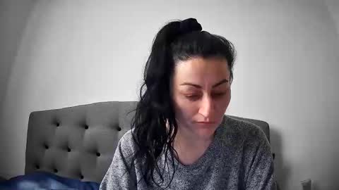 Mikyloveu online show from 03-25-26, 02:56