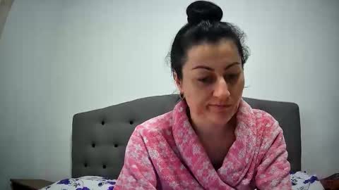 Mikyloveu online show from 04-28-26, 04:34