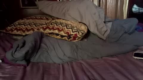 Snapshot of mil8207 chatting on 11-11-25, 06:08 mil8207 online show from 11-11-25, 06:08