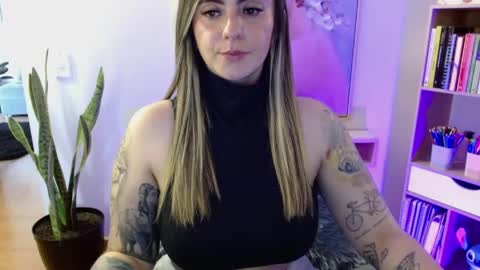 Camila   online show from 05-29-26, 03:32