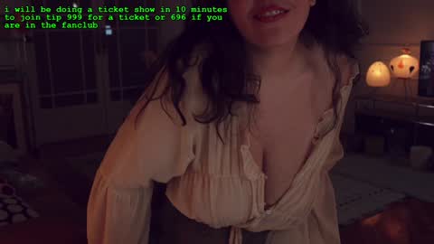 Snapshot of mila_ chatting on 01-24-25, 11:26 Princess Consuela Banana Hammock online show from 01-24-25, 11:26