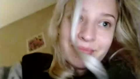 Mila 420 online show from 05-09-26, 06:46