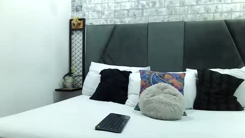 mila_adamss online show from 02-19-25, 11:06