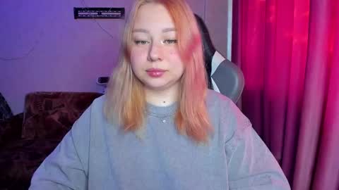 Mila shy sensual person  online show from 10-09-25, 02:20