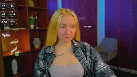 mila_glow online show from 03-28-26, 07:35