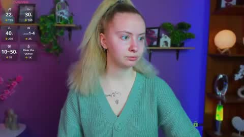 mila_glow online show from 04-23-26, 06:32