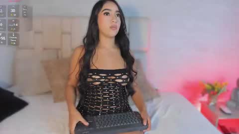 Mila Hudson  online show from 06-10-26, 07:57