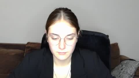 Snapshot of mila_keyy chatting on 11-29-25, 09:07 mila_keyy online show from 11-29-25, 09:07