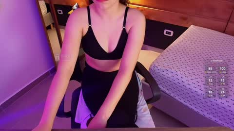Milena  online show from 05-22-26, 11:27