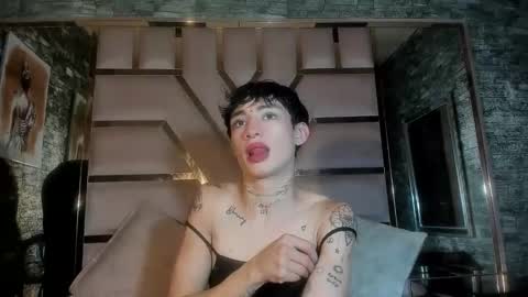 Mila online show from 10-06-25, 04:10