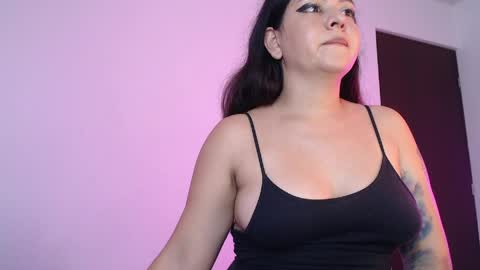 mila_phoenix online show from 04-24-26, 08:55