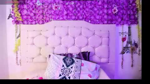 laura online show from 03-01-26, 06:04