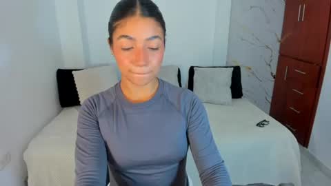 martina online show from 07-02-26, 12:43
