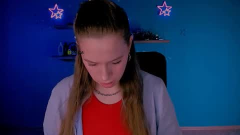 mila_sun__ online show from 03-05-26, 08:32