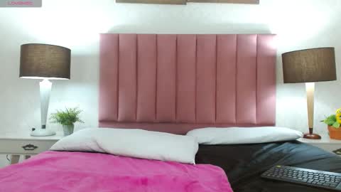 milaa_01 online show from 03-09-26, 11:25