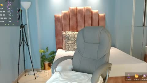 milaa_star online show from 04-22-26, 04:04