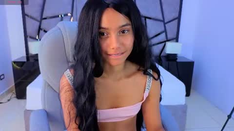 Snapshot of milaa_star chatting on 07-01-26, 04:03 milaa_star online show from 07-01-26, 04:03
