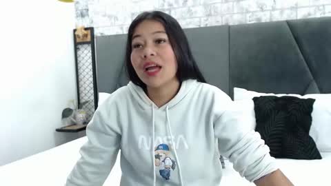 mila online show from 02-12-25, 11:18