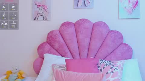 mila online show from 04-23-26, 12:29