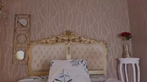 miladiosa online show from 07-28-26, 04:39