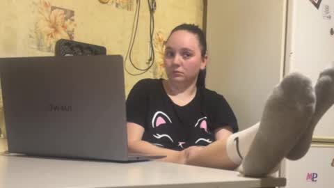 milamisss online show from 04-18-26, 07:58