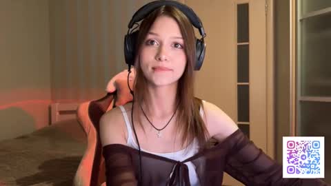 Snapshot of milamiuu chatting on 02-19-26, 04:14 milamiuu online show from 02-19-26, 04:14