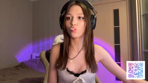 Snapshot of milamiuu chatting on 03-01-26, 04:20 milamiuu online show from 03-01-26, 04:20