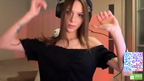 milamiuu online show from 07-15-26, 06:46