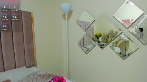 Milan  online show from 11-22-25, 11:42