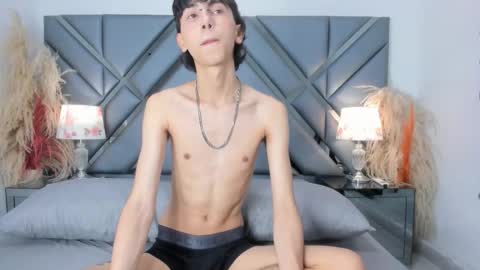 milan_lewiss online show from 10-23-25, 11:31