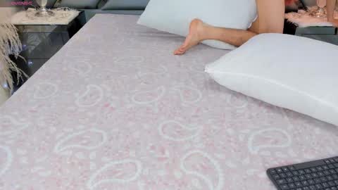 milan_lewiss online show from 01-14-26, 12:00