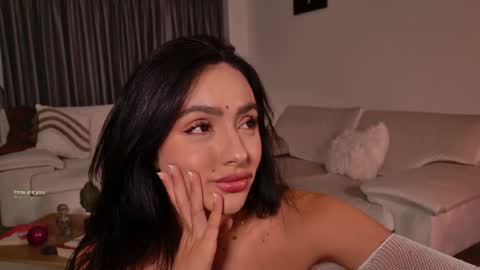 Snapshot of milana_desire chatting on 09-28-25, 10:04 milana online show from 09-28-25, 10:04