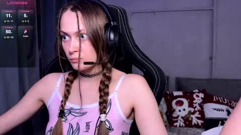 Snapshot of milana_sexwife chatting on 02-07-26, 08:56 Dan and Milana online show from 02-07-26, 08:56