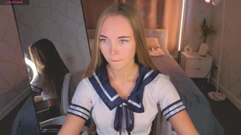 Milana online show from 05-28-26, 01:03