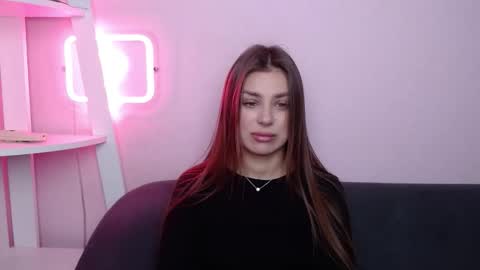 milanaangelas online show from 03-02-26, 05:41