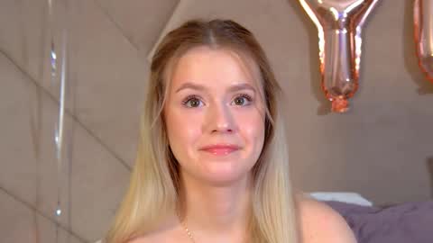 MilanaBalmain online show from 02-20-26, 06:19