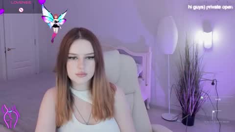 milanamoons online show from 11-04-25, 09:52