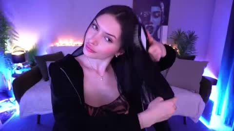 Milana online show from 03-29-26, 12:49