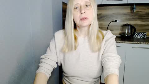 Snapshot of milanav chatting on 01-17-25, 07:41 Milena online show from 01-17-25, 07:41