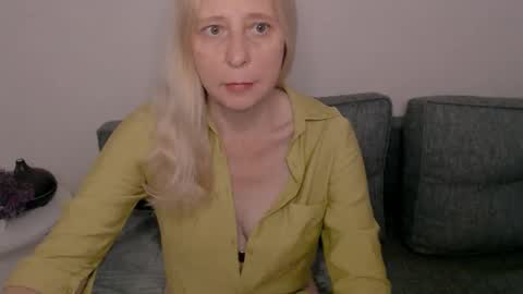 Snapshot of milanav chatting on 09-10-25, 07:08 Milena online show from 09-10-25, 07:08