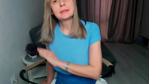 Milena online show from 04-23-26, 07:52