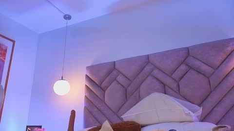 Milan Corleone online show from 04-23-26, 12:29